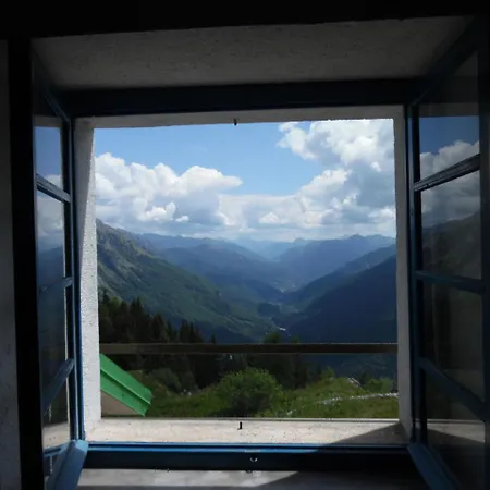 Rifugio F.lli De Gasperi イン *
